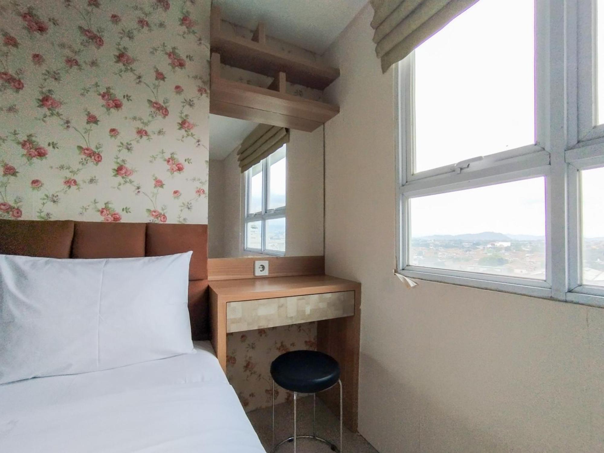 Cozy 2br At Gateway Pasteur By Travelio Bandung